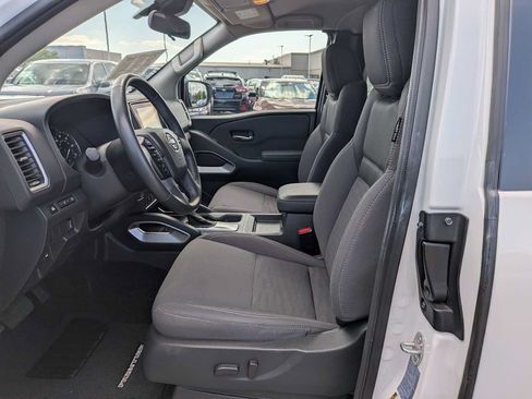 Used 2024 Nissan Frontier SV w/ SV Convenience Package AWD/4WD image 14