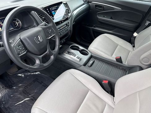 Certified 2023 Honda Passport EX-L image 4