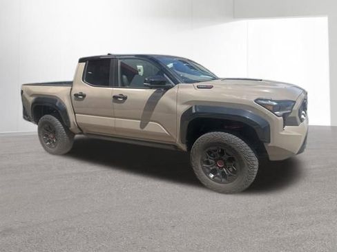 Used 2025 Toyota Tacoma TRD Pro AWD/4WD image 10
