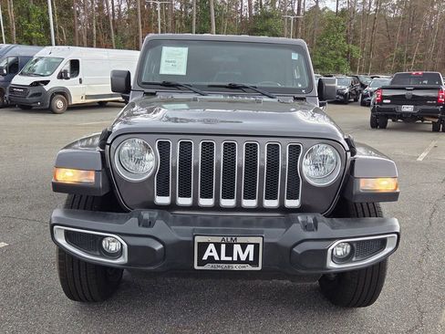 Used 2021 Jeep Wrangler Unlimited Sahara image 2