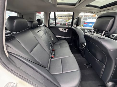 Used 2011 Mercedes-Benz GLK 350 4MATIC image 14