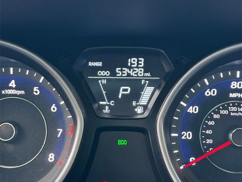 Used 2013 Hyundai Elantra GLS w/ Preferred Pkg image 3