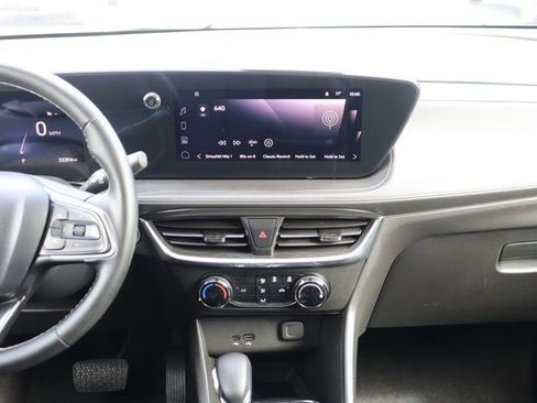 Used 2025 Buick Encore GX Preferred FWD image 15