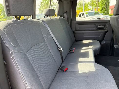 Used 2024 RAM 3500 Tradesman w/ Chrome Appearance Group AWD/4WD image 23