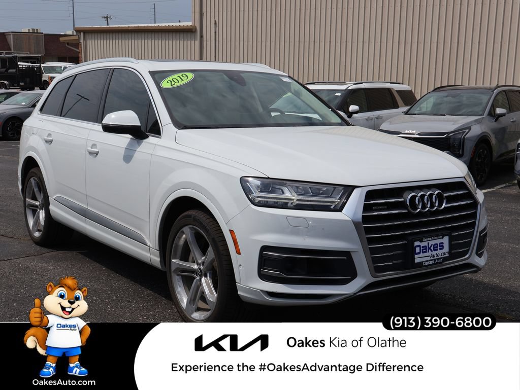 Used 2019 Audi Q7 3.0T Prestige w/ Prestige Package AWD/4WD image 1
