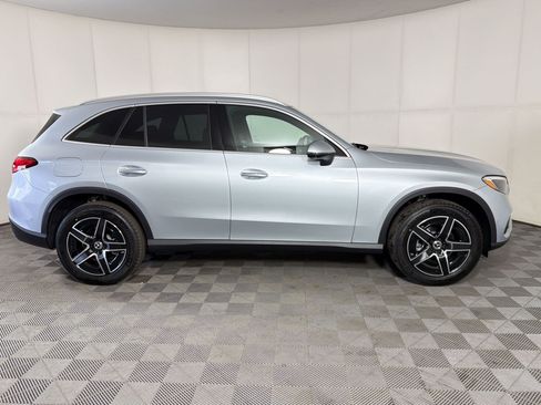 Used 2026 Mercedes-Benz GLC 300 4MATIC image 8