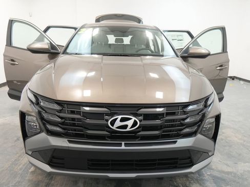 New 2026 Hyundai Tucson Blue SE image 28