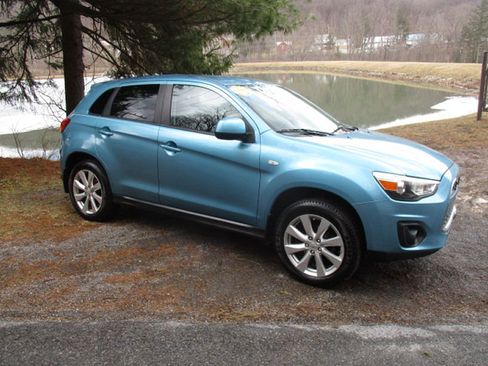 Used 2014 Mitsubishi Outlander Sport ES image 4
