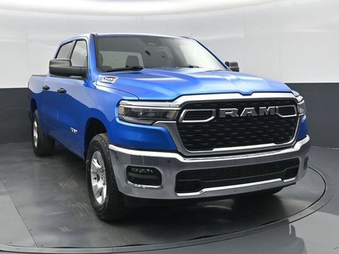 New 2026 RAM 1500 4x4 Crew Cab image 27