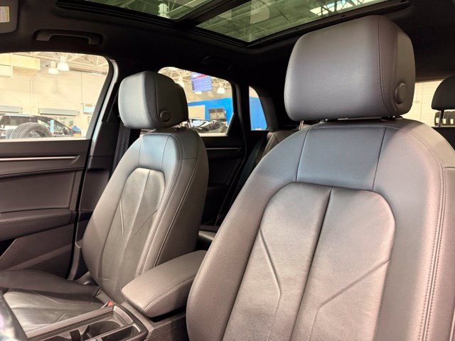 Used 2021 Audi Q3 2.0T Premium AWD/4WD image 6