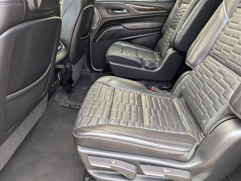 Used 2021 Cadillac Escalade ESV Sport Platinum AWD/4WD image 19