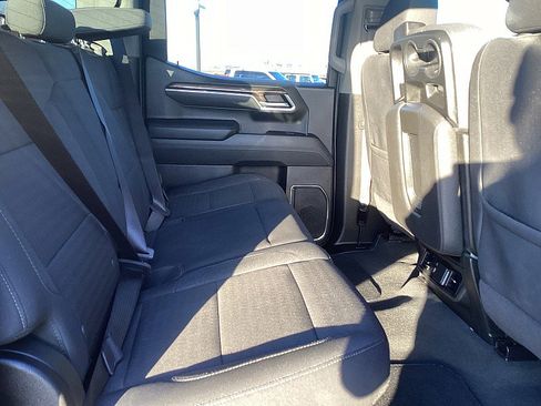 Used 2024 Chevrolet Silverado 1500 RST w/ Z71 Off-Road Package image 13