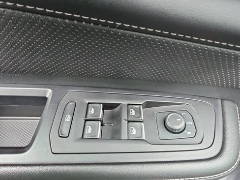 Certified 2024 Volkswagen Atlas SE FWD image 29