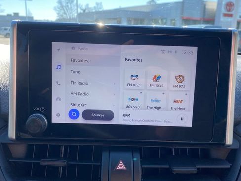 Used 2023 Toyota RAV4 XLE image 23