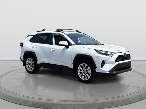 Used 2025 Toyota RAV4 XLE Premium w/ Weather Package FWD image 2