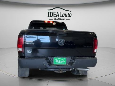 Used 2023 RAM 1500 Classic Warlock AWD/4WD image 4