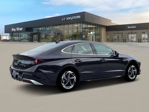 New 2026 Hyundai Sonata SEL FWD image 7