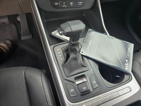 New 2026 Kia Carnival image 10