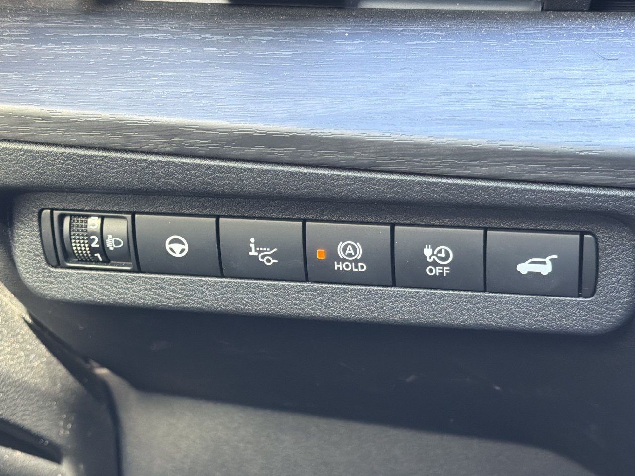Certified 2023 Nissan Ariya FWD image 13
