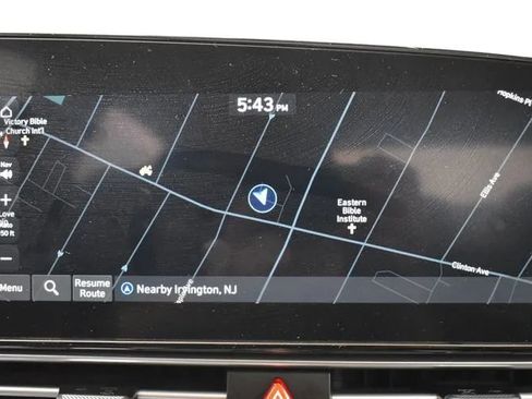 Used 2024 Hyundai Elantra Limited FWD image 30