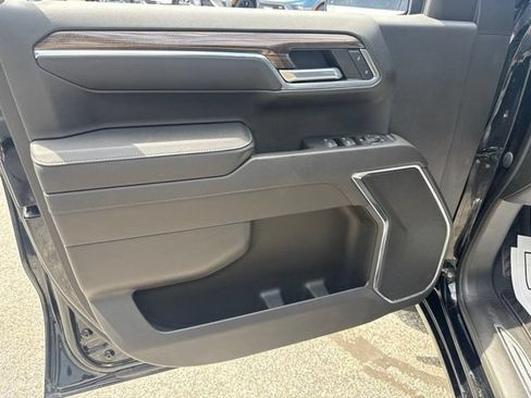 Certified 2023 Chevrolet Silverado 1500 RST AWD/4WD image 18