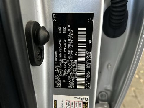 Used 2022 Toyota 4Runner Limited image 43