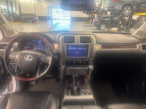 Used 2012 Lexus GX 460 w/ Comfort Plus Pkg AWD/4WD image 11