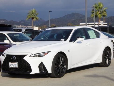 Certified 2025 Lexus IS 300 F Sport image 3