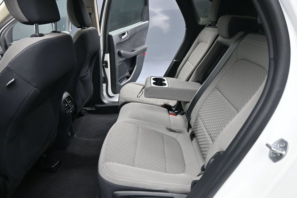 Used 2020 Ford Escape SE Sport FWD image 19
