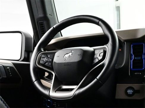 Used 2022 Ford Bronco Wildtrak image 20