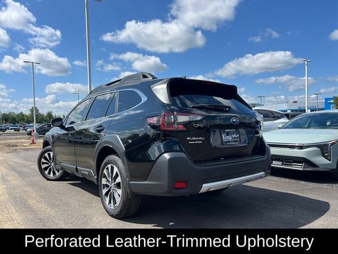 Used 2025 Subaru Outback Limited w/ Popular Package #2 AWD/4WD image 5