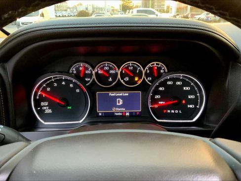 Used 2021 Chevrolet Silverado 1500 LTZ image 25