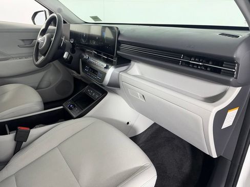 Used 2024 Hyundai Kona SEL FWD image 32