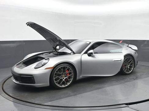Used 2022 Porsche 911 Carrera 4S AWD/4WD image 36