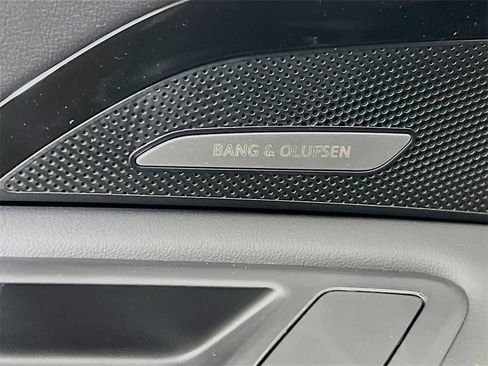 New 2025 Audi Q5 Prestige image 19