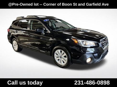 Used 2019 Subaru Outback 2.5i Premium AWD/4WD image 7