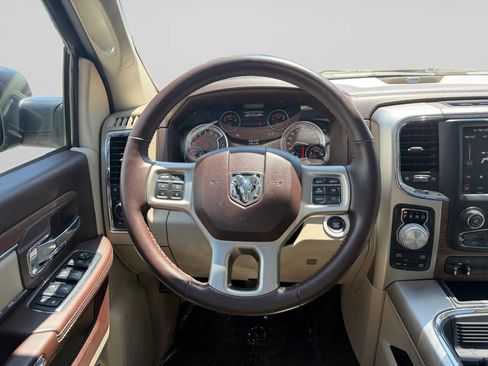 Used 2018 RAM 1500 Laramie w/ Convenience Group AWD/4WD image 22