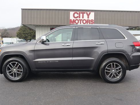 Used 2018 Jeep Grand Cherokee Limited image 10