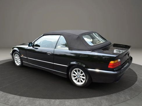 Used 1999 BMW 328i Convertible image 12