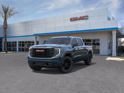 New 2026 GMC Sierra 1500 Elevation image 8