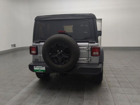 Used 2020 Jeep Wrangler Sport image 7