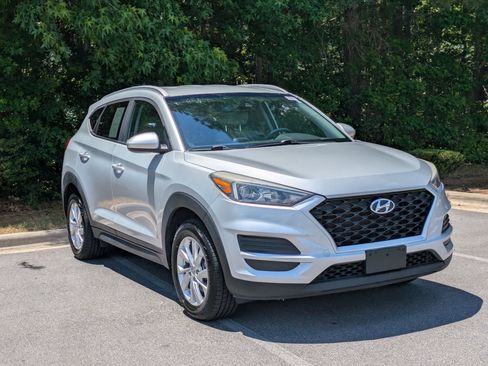 Used 2019 Hyundai Tucson Value AWD/4WD image 2