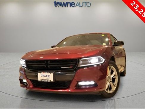 Used 2023 Dodge Charger SXT image 2