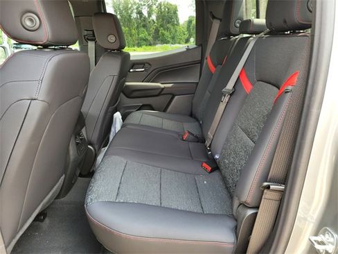 New 2025 Chevrolet Colorado Z71 image 11