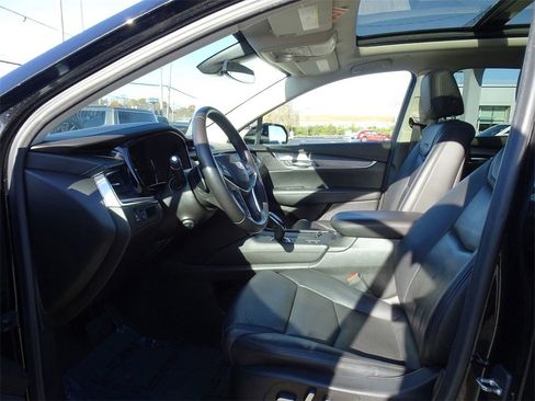 Used 2019 Cadillac XT5 Premium Luxury image 8
