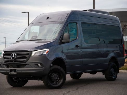 New 2025 Mercedes-Benz Sprinter 2500 image 1