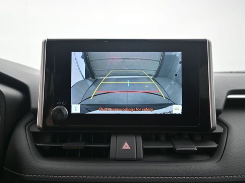 Used 2024 Toyota RAV4 XLE image 10