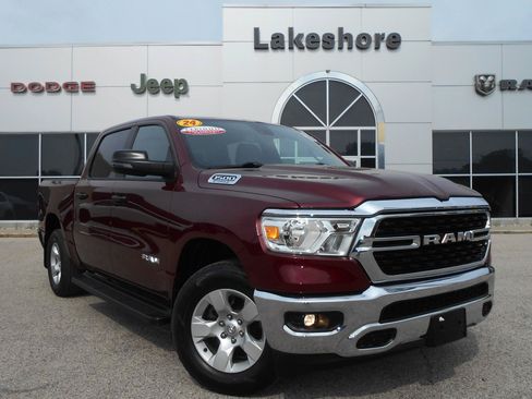 Used 2024 RAM 1500 Big Horn AWD/4WD image 2