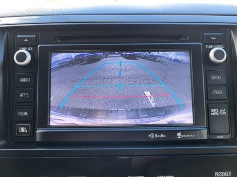 Used 2014 Toyota Sequoia Platinum image 13