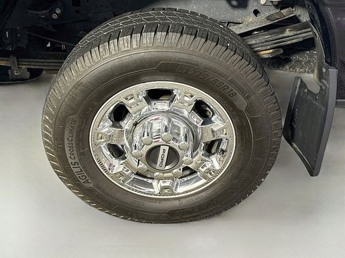 Used 2024 Ford F350 Lariat AWD/4WD image 32
